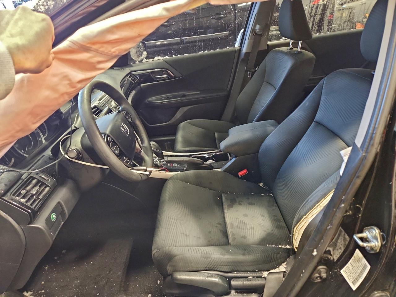 2016 HONDA ACCORD LX photo 7