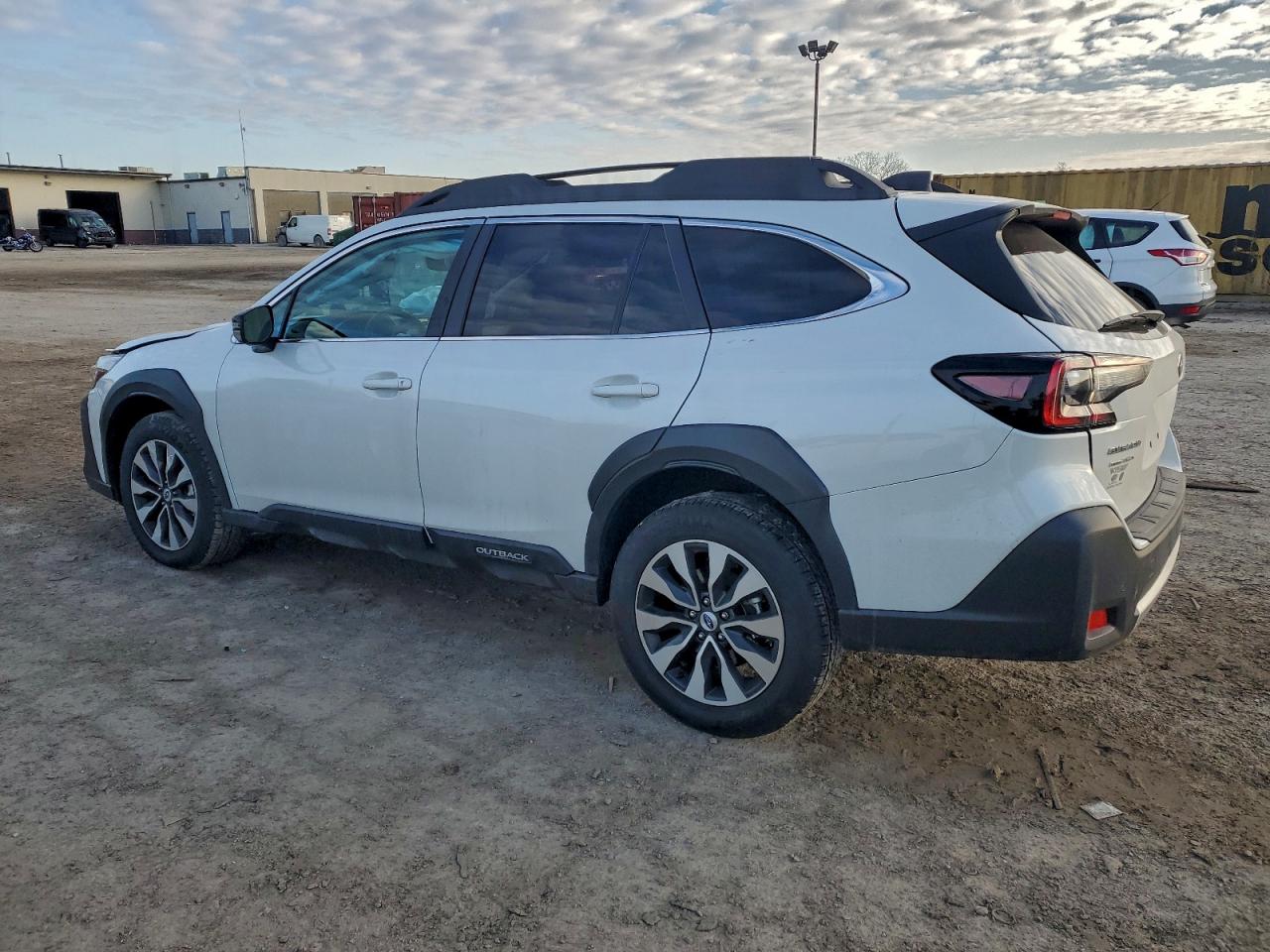 2025 SUBARU OUTBACK LIMITED XT photo 3