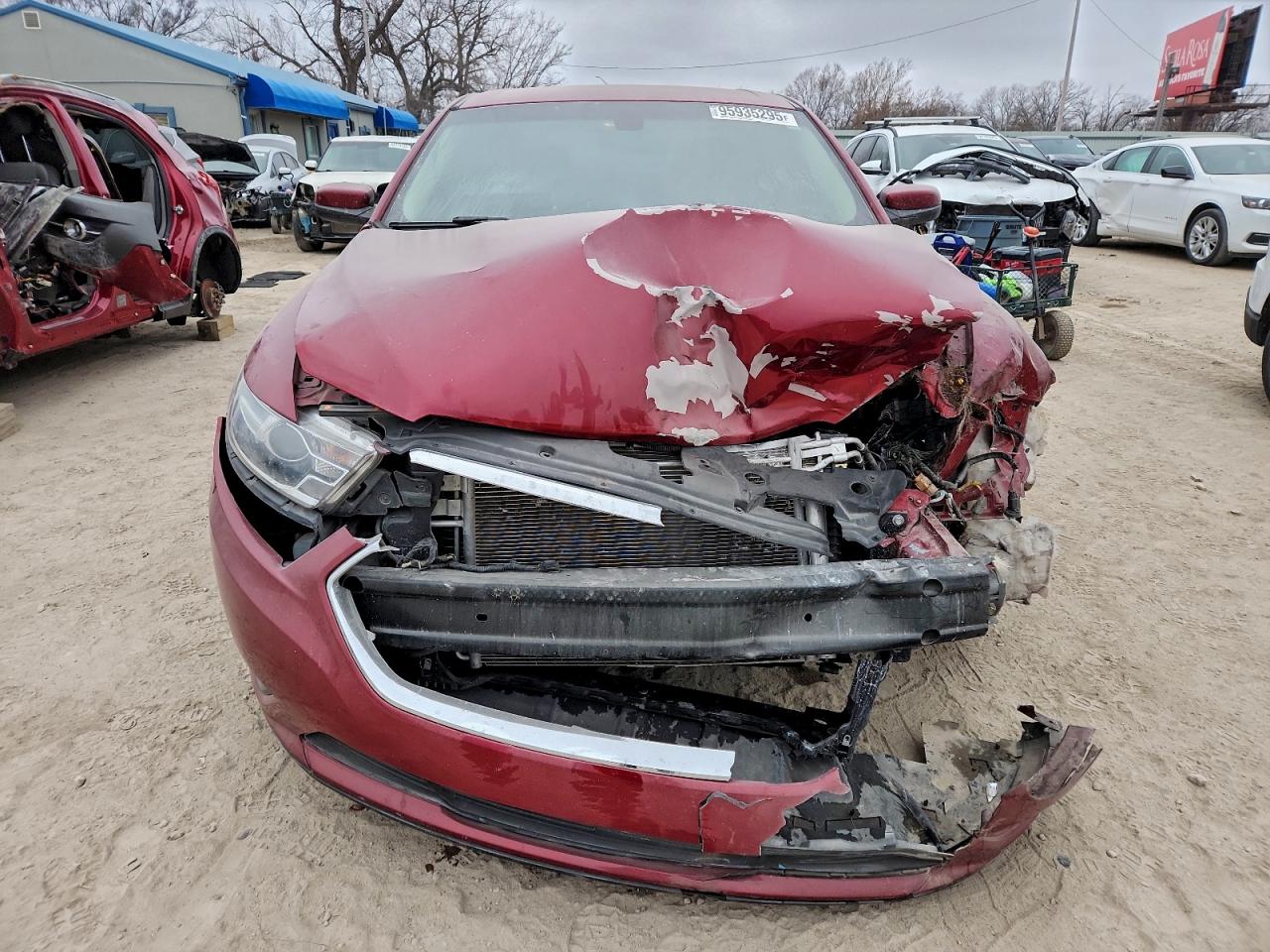 2016 FORD TAURUS SEL photo 13