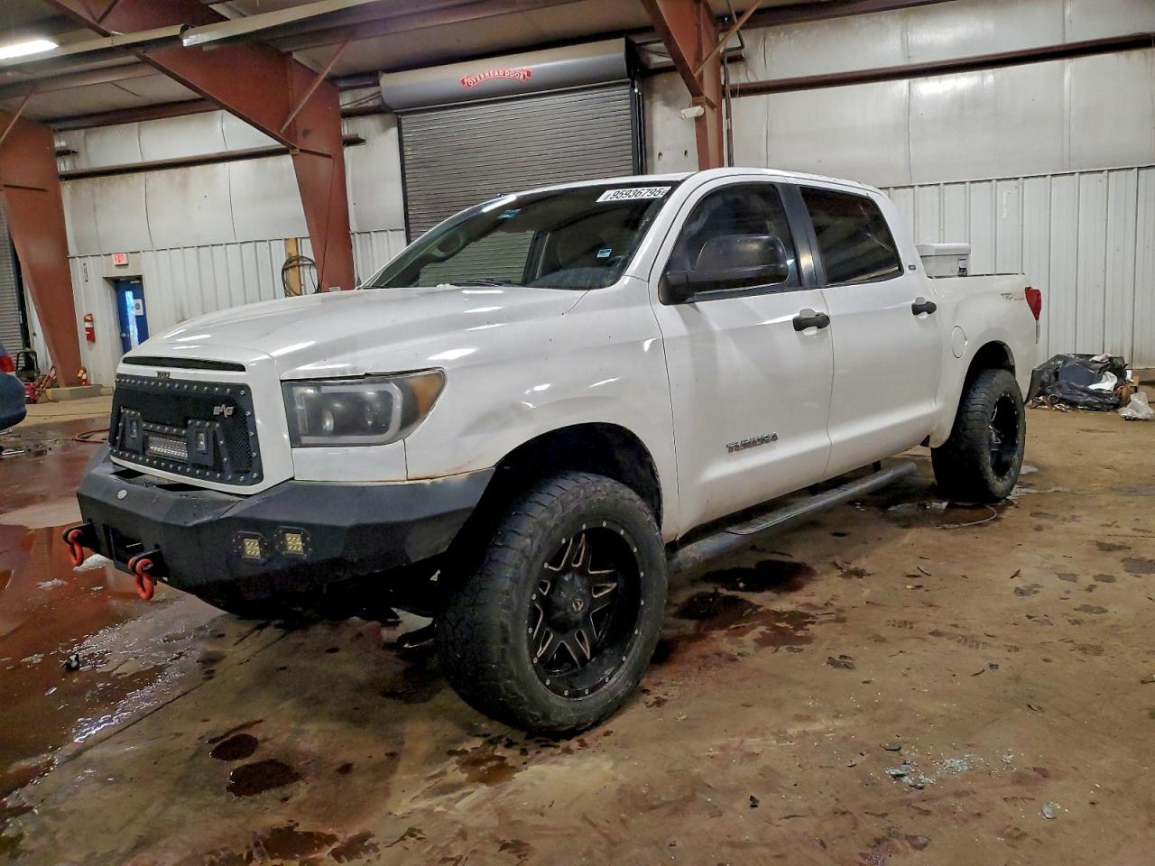 2011 TOYOTA TUNDRA