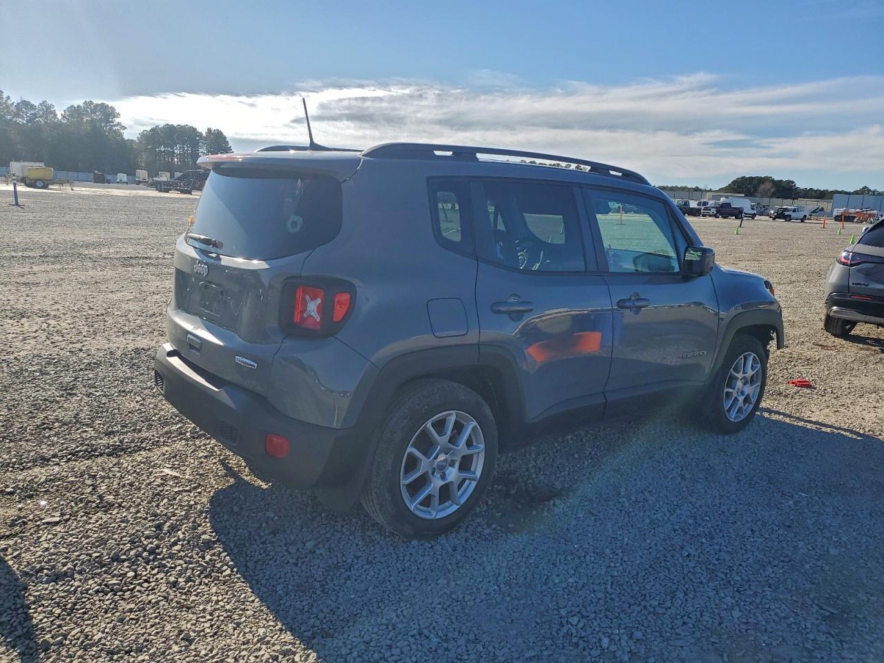 2019 JEEP RENEGADE LATITUDE photo 7