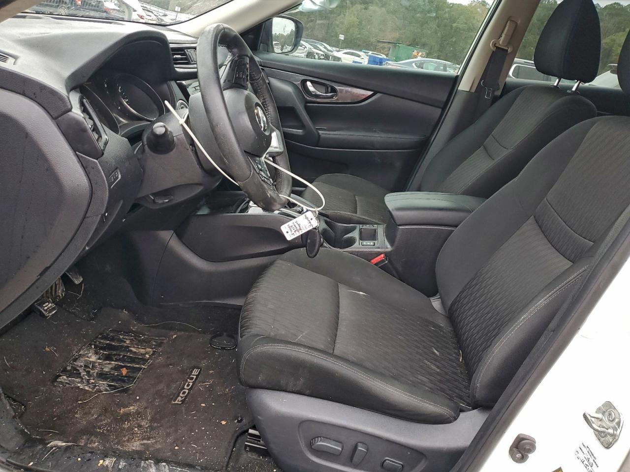 2019 NISSAN ROGUE S photo 13