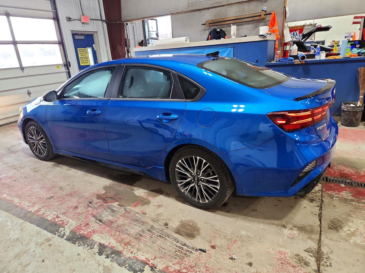 2024 KIA FORTE GT LINE photo 3