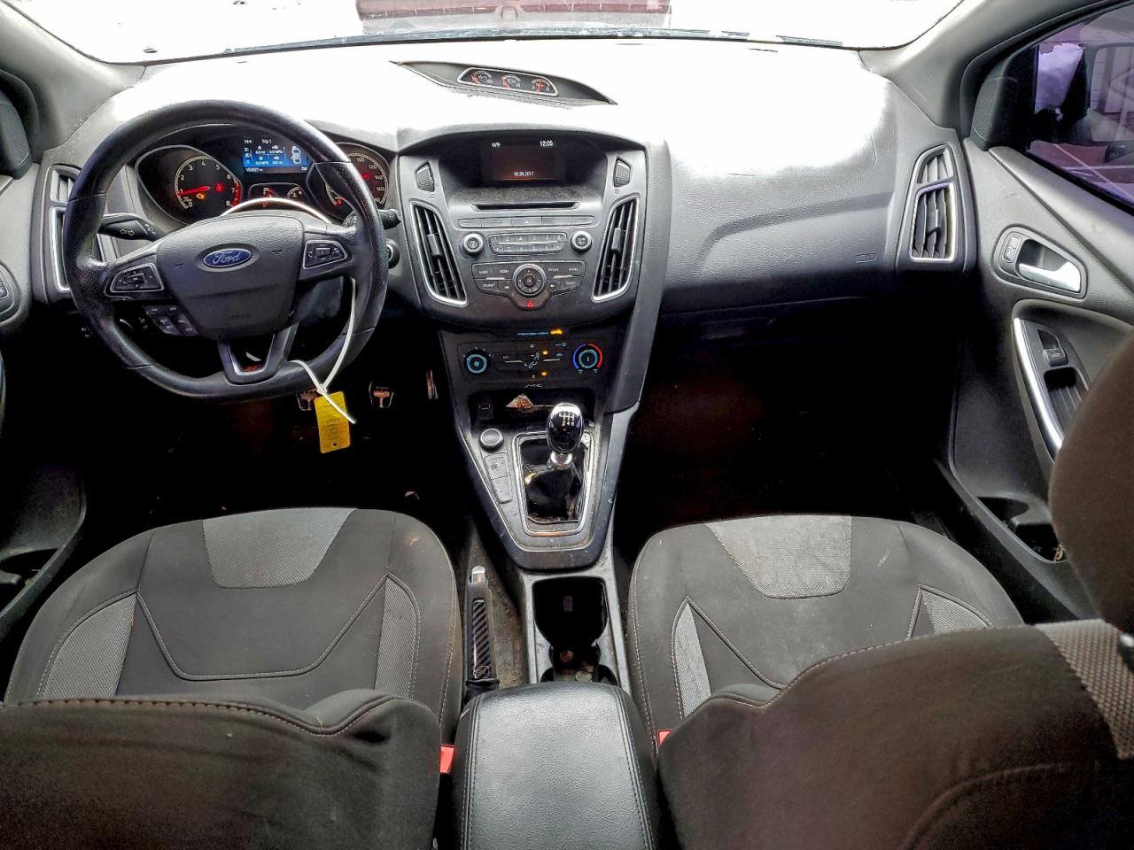 2017 FORD FOCUS ST photo 8