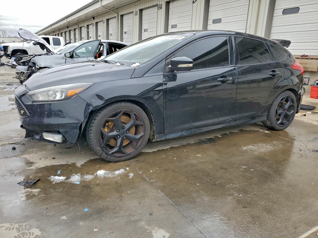 2017 FORD FOCUS