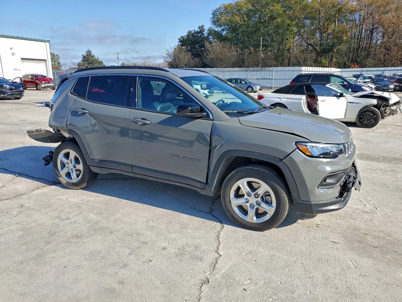 2024 JEEP COMPASS LATITUDE photo 4