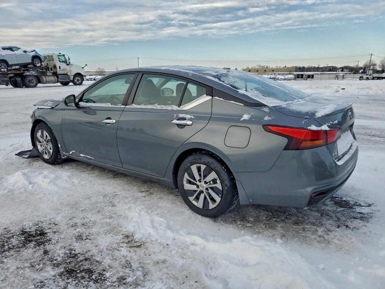 2019 NISSAN ALTIMA S photo 2