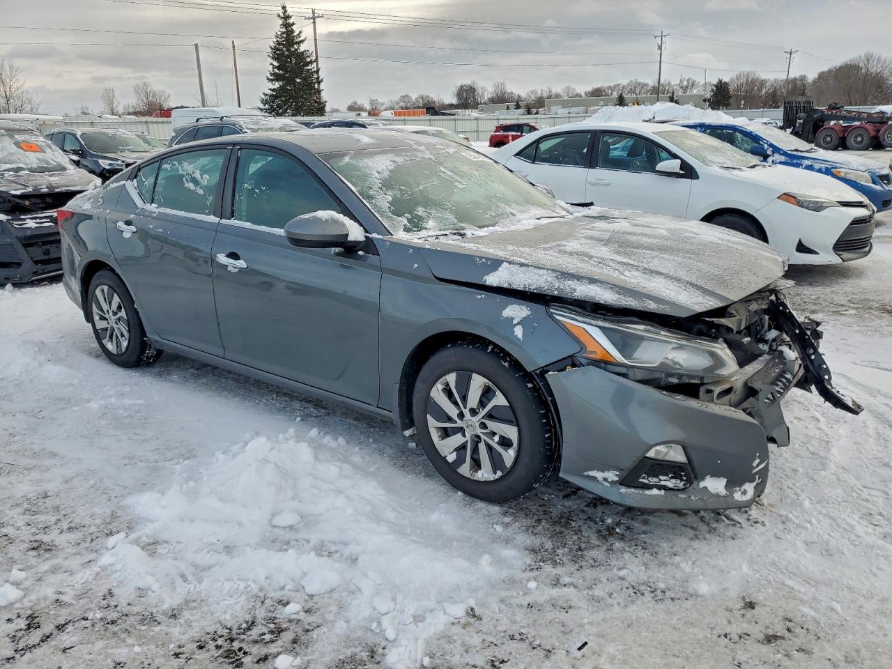 2019 NISSAN ALTIMA S photo 4