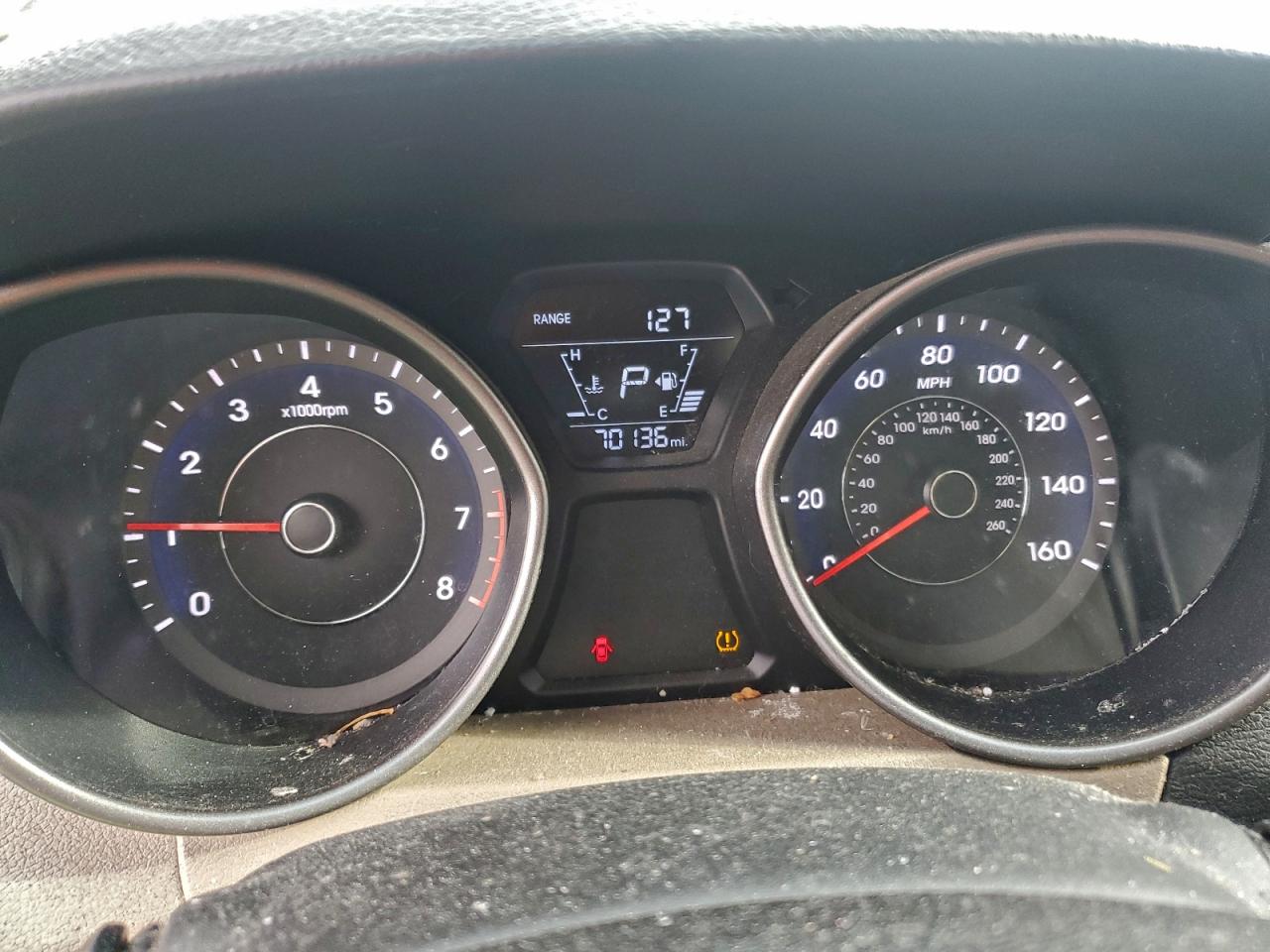 2014 HYUNDAI ELANTRA SE photo 25