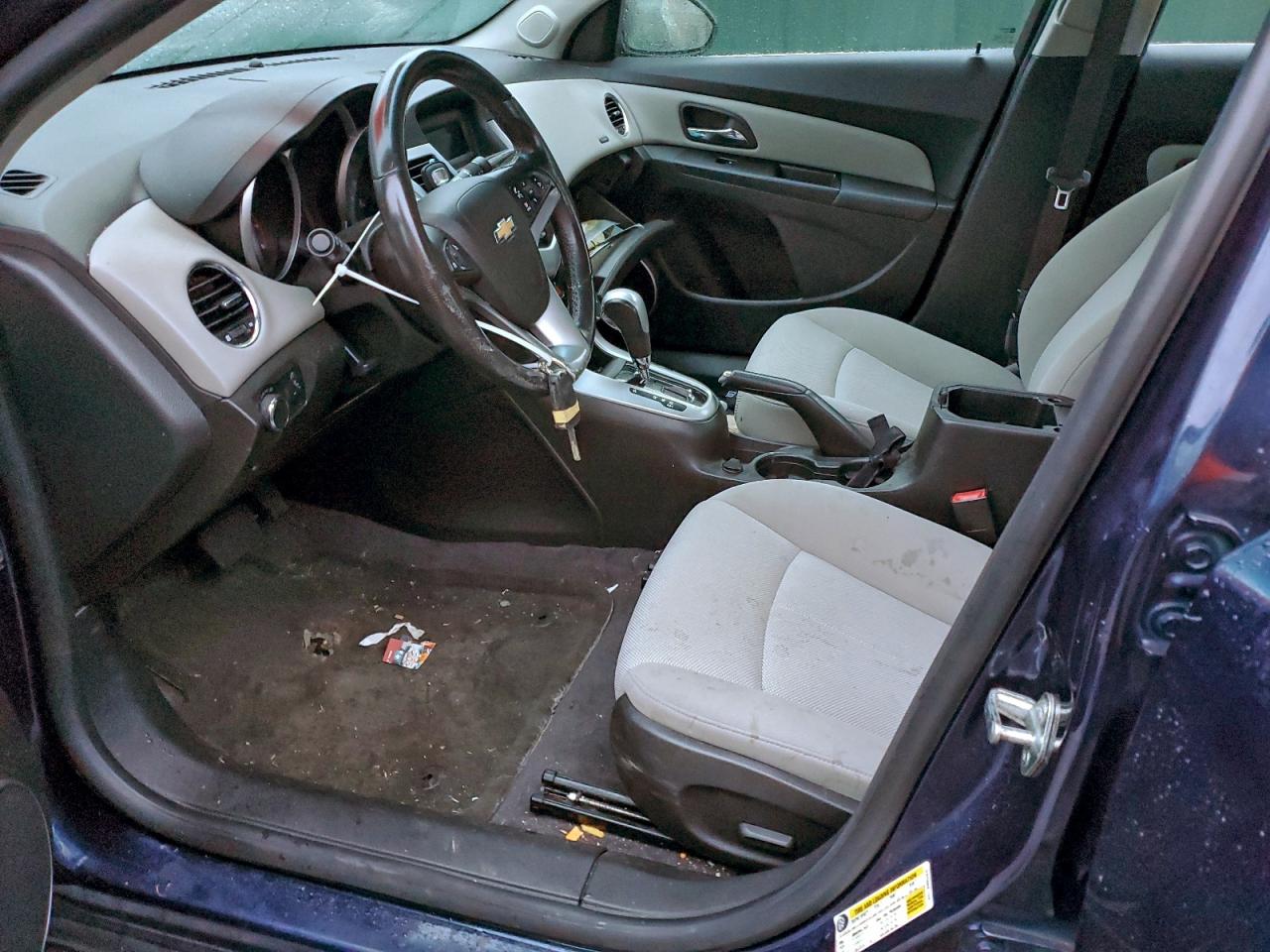 2011 CHEVROLET CRUZE LT photo 13