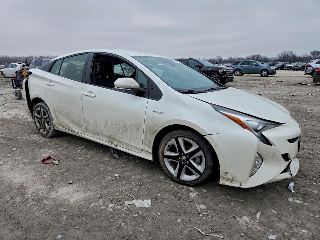 2016 TOYOTA PRIUS photo 4