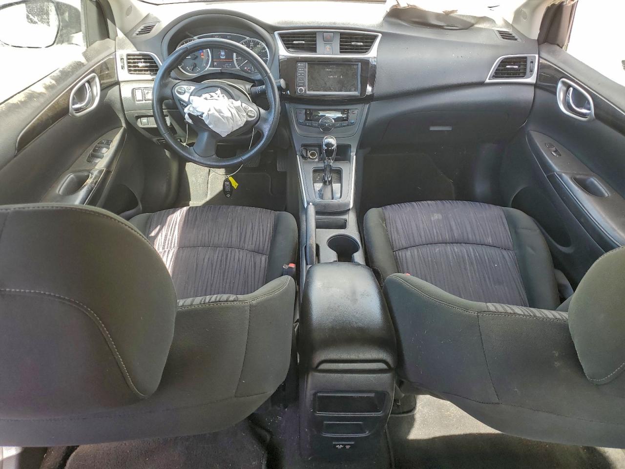 2019 NISSAN SENTRA S photo 15