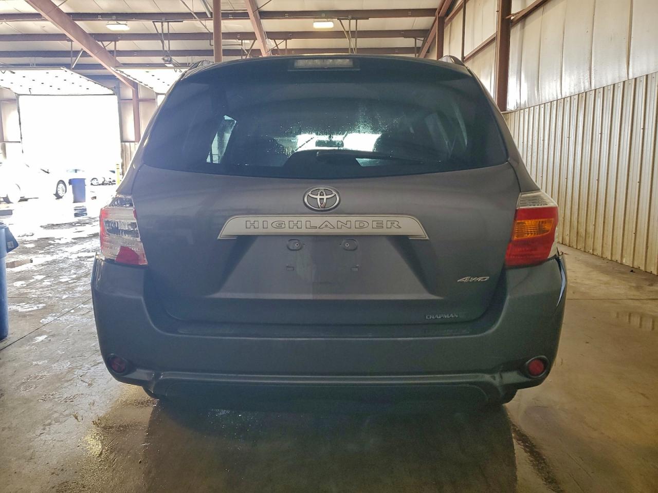 2010 TOYOTA HIGHLANDER BASE photo 11