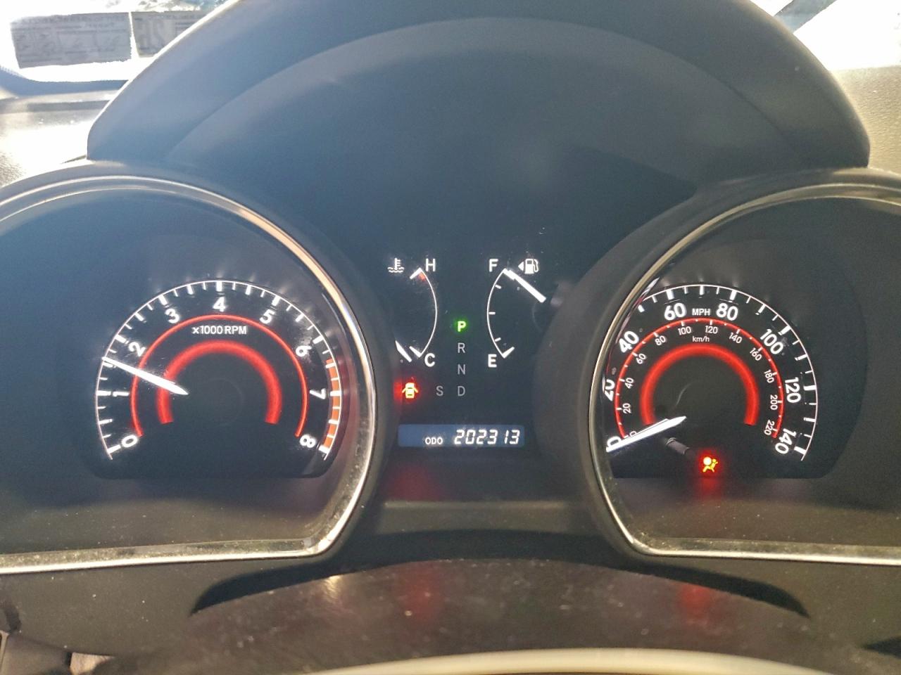 2010 TOYOTA HIGHLANDER BASE photo 17