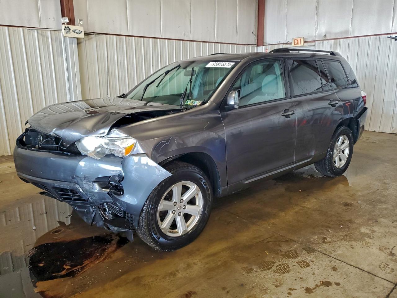 2010 TOYOTA HIGHLANDER