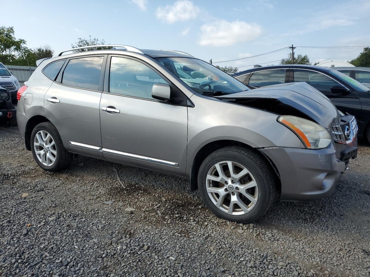 2011 NISSAN ROGUE S photo 4