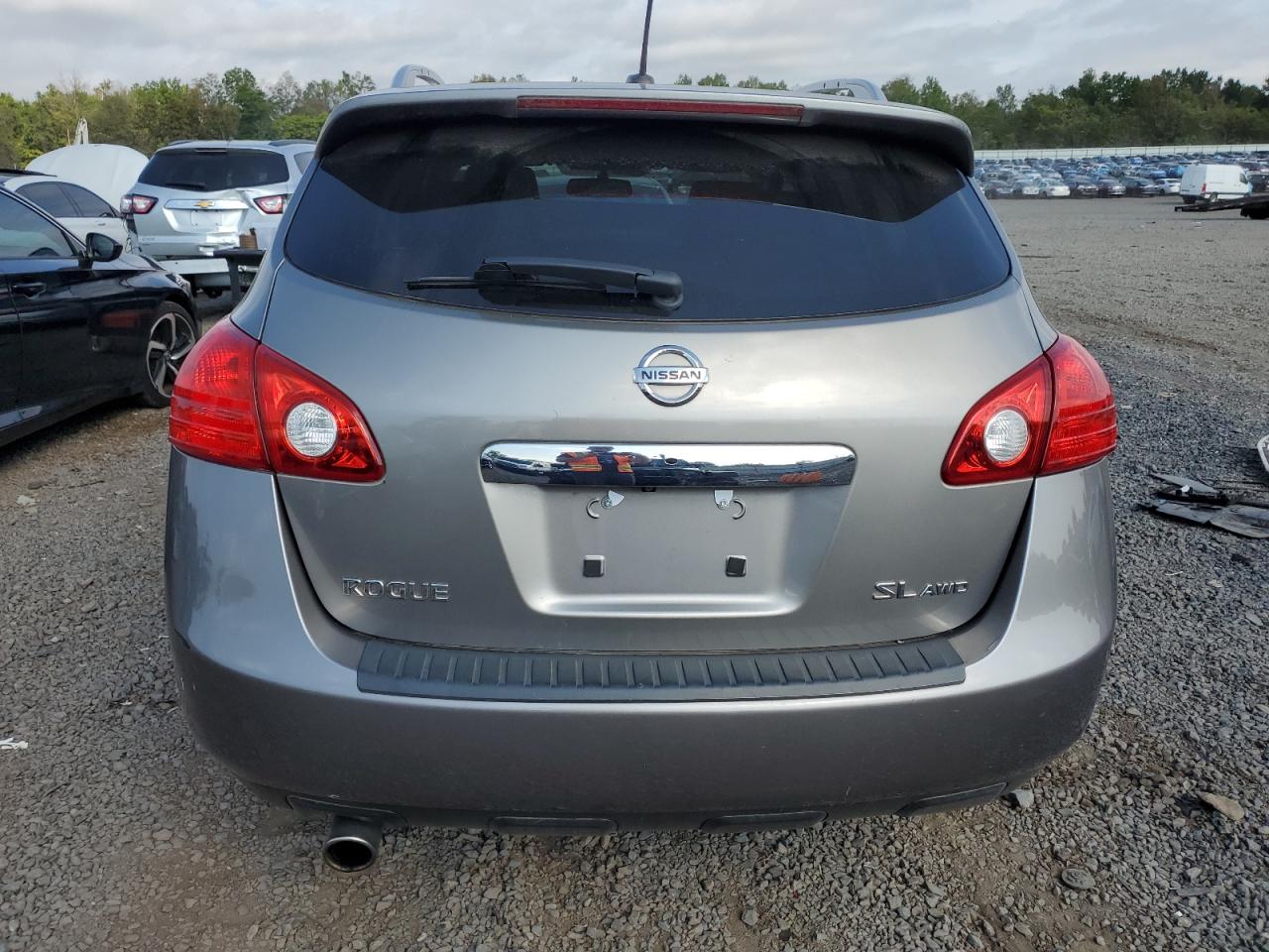 2011 NISSAN ROGUE S photo 6