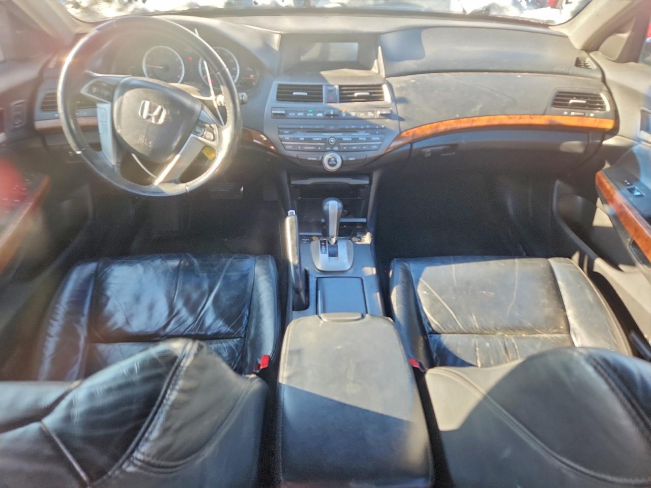 2011 HONDA ACCORD EXL photo 8