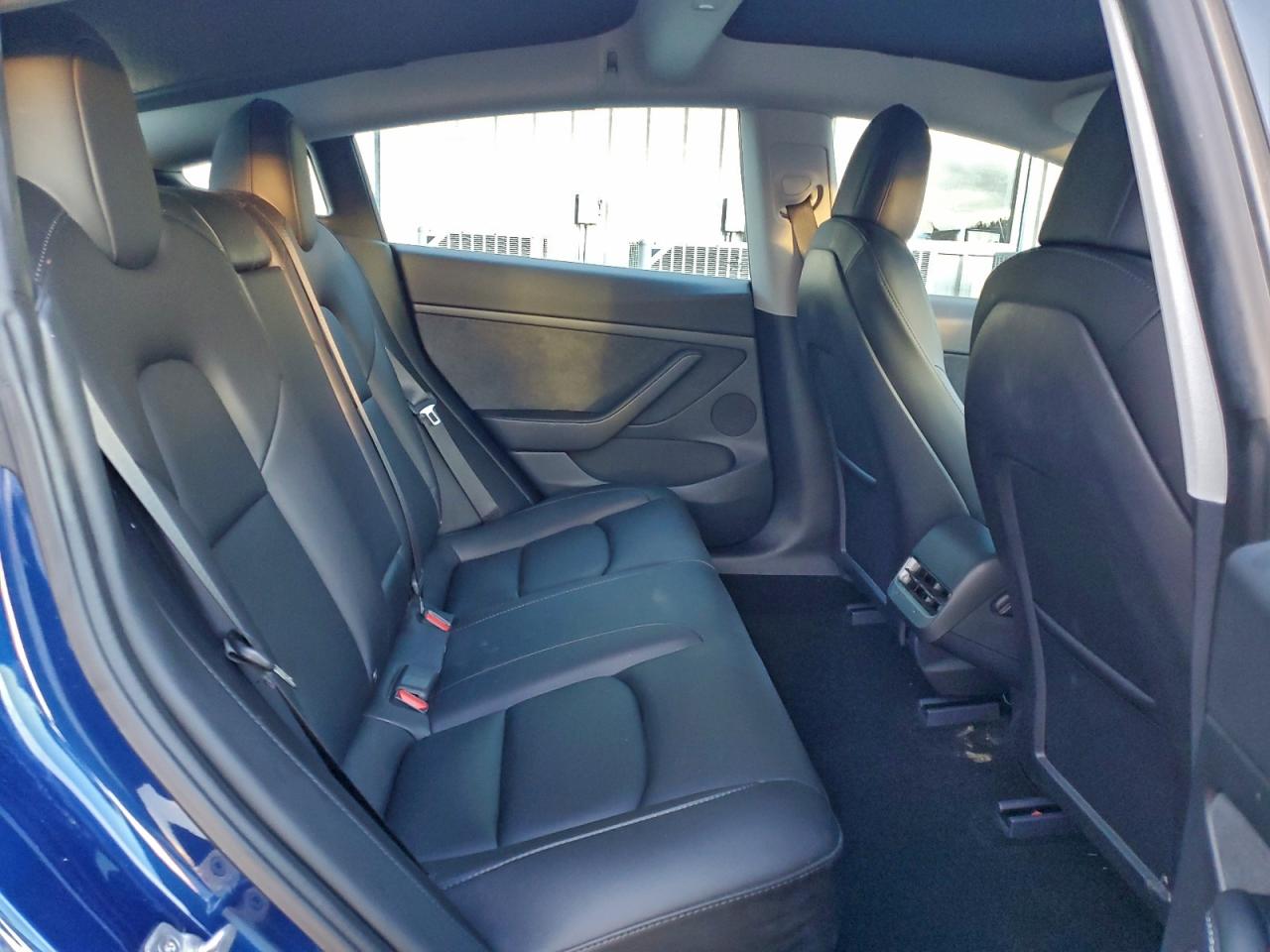 2022 TESLA MODEL 3 photo 28