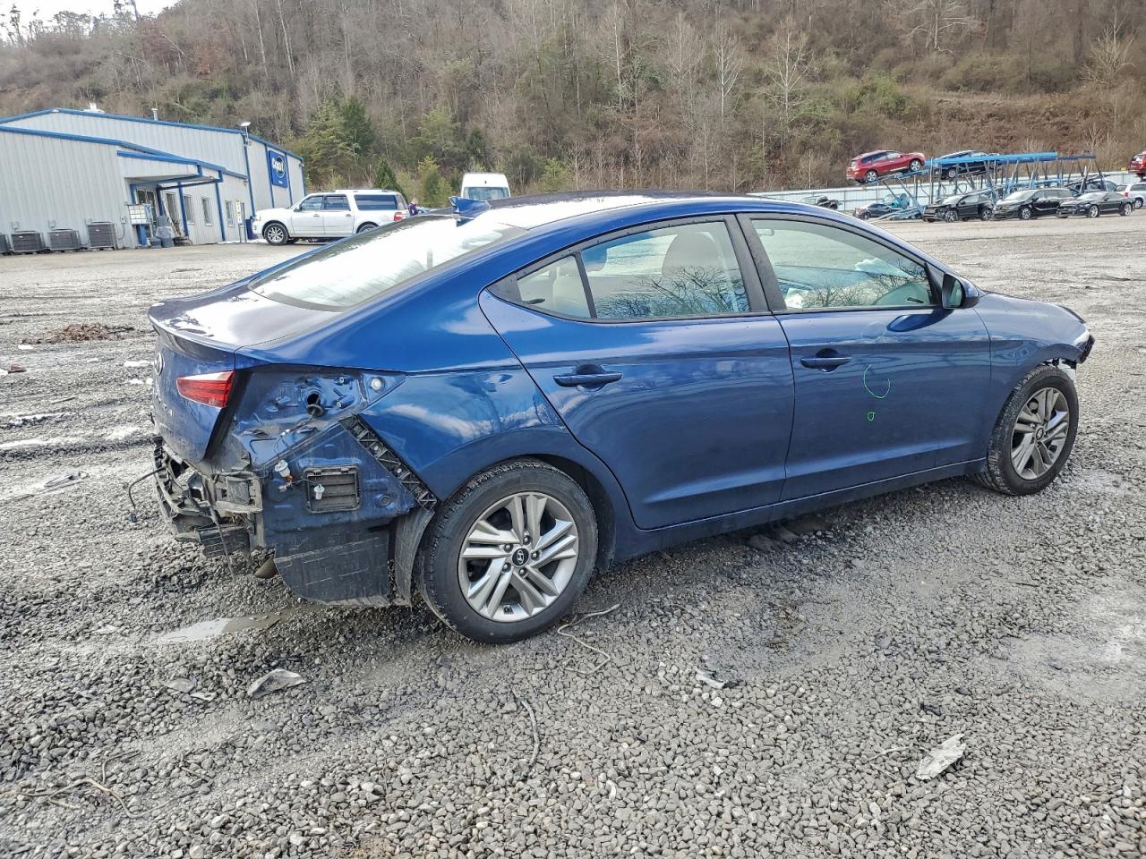 2020 HYUNDAI ELANTRA SEL photo 3