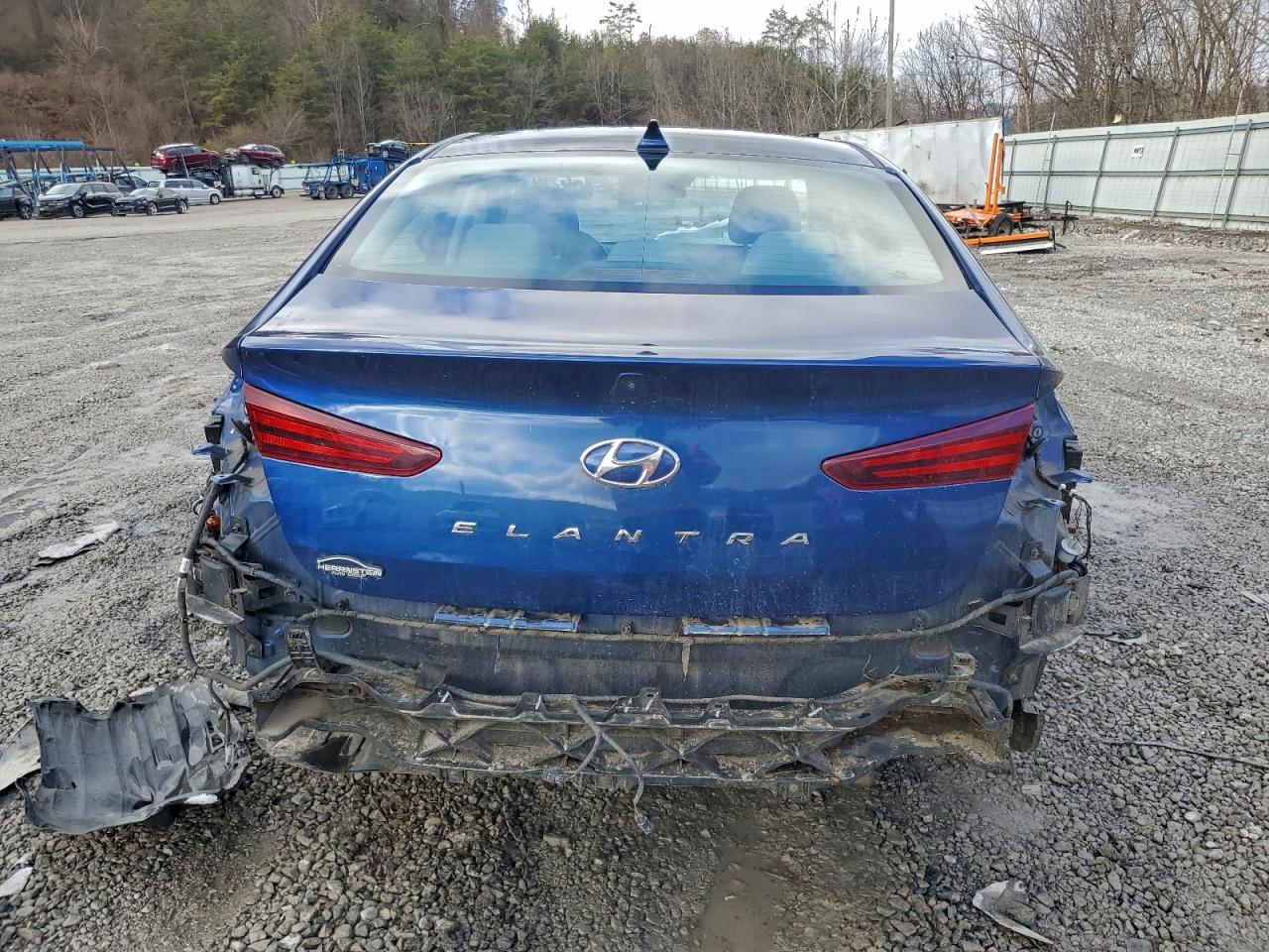 2020 HYUNDAI ELANTRA SEL photo 6