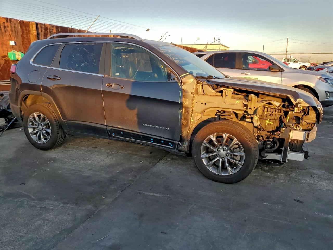 2021 JEEP CHEROKEE LATITUDE PLUS photo 4