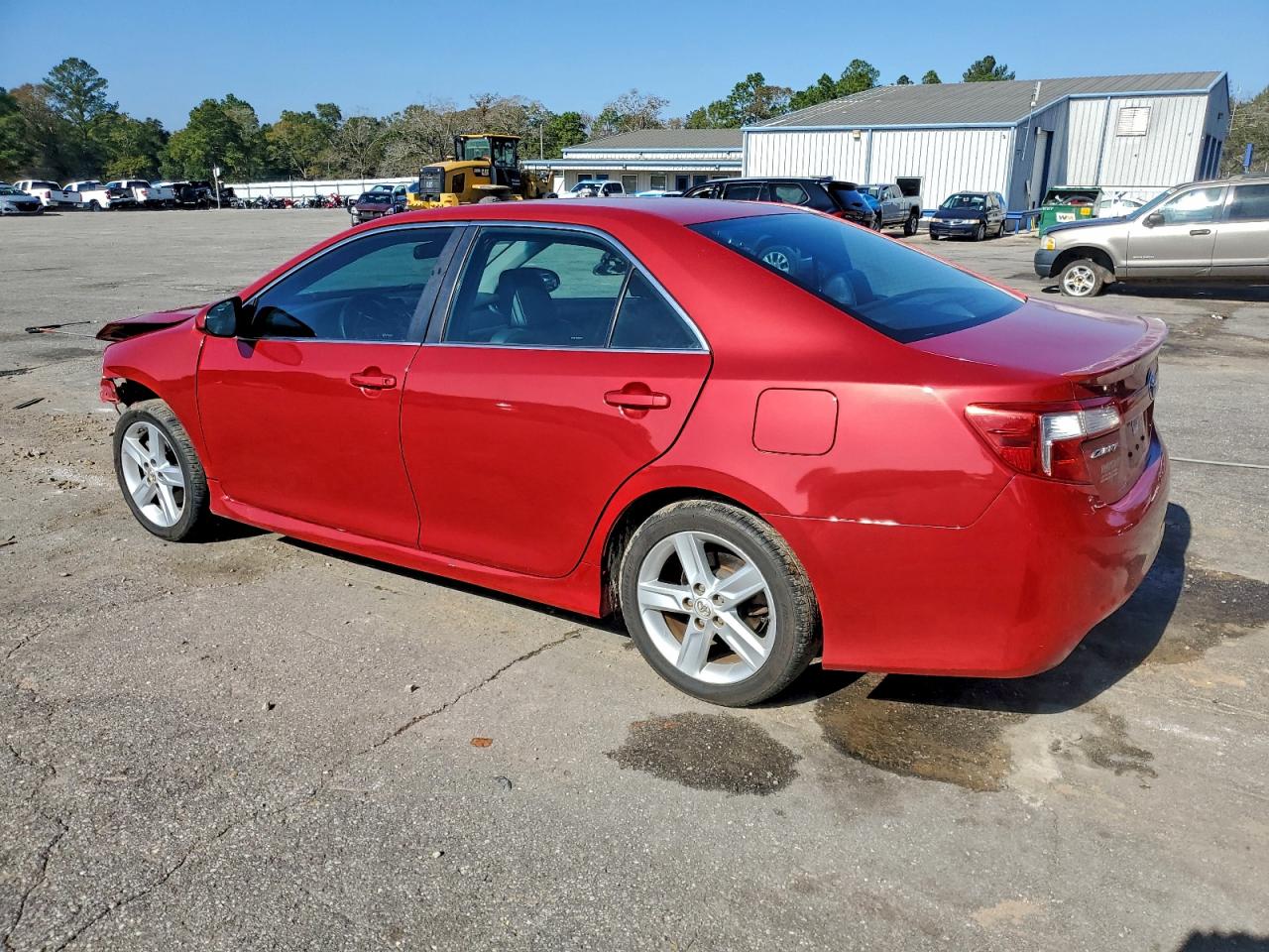 2014 TOYOTA CAMRY SE photo 3