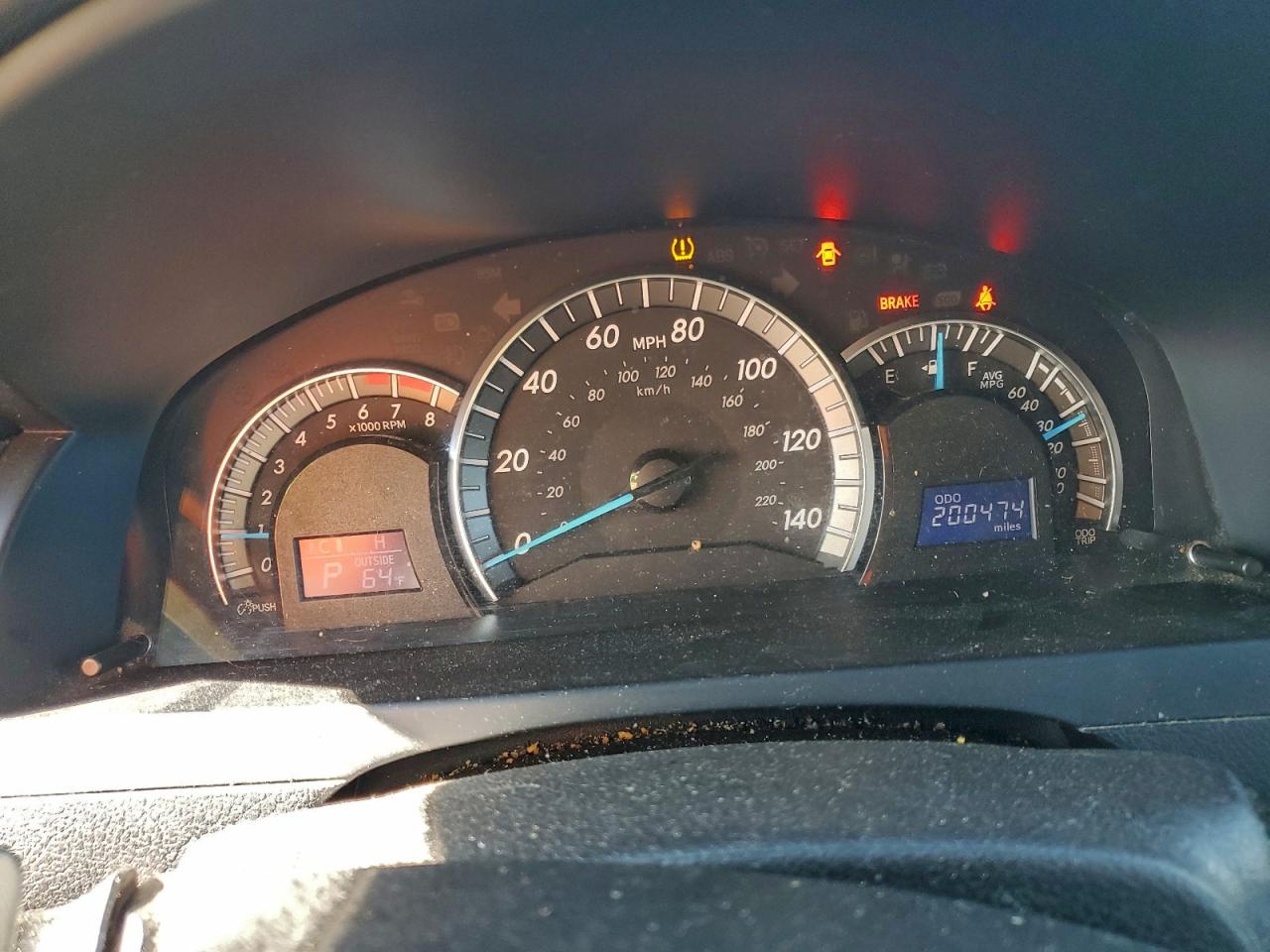 2014 TOYOTA CAMRY SE photo 17