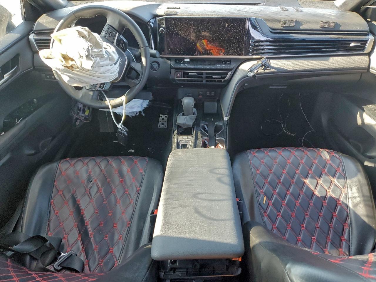 2025 TOYOTA CAMRY XSE photo 8