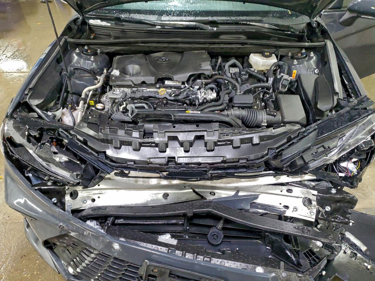 2025 TOYOTA CAMRY XSE photo 11