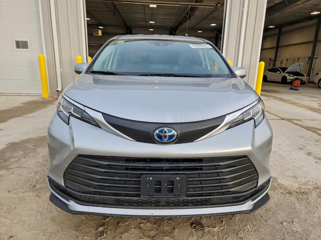 2021 TOYOTA SIENNA photo 5