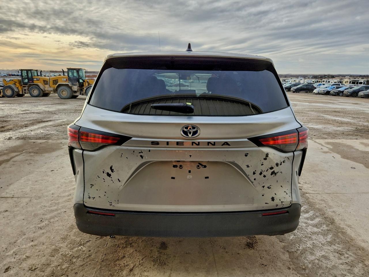 2021 TOYOTA SIENNA photo 6