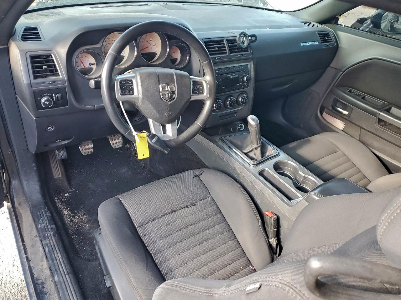 2013 DODGE CHALLENGER R/T photo 15