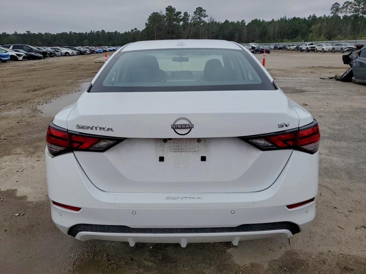 2024 NISSAN SENTRA SV photo 6