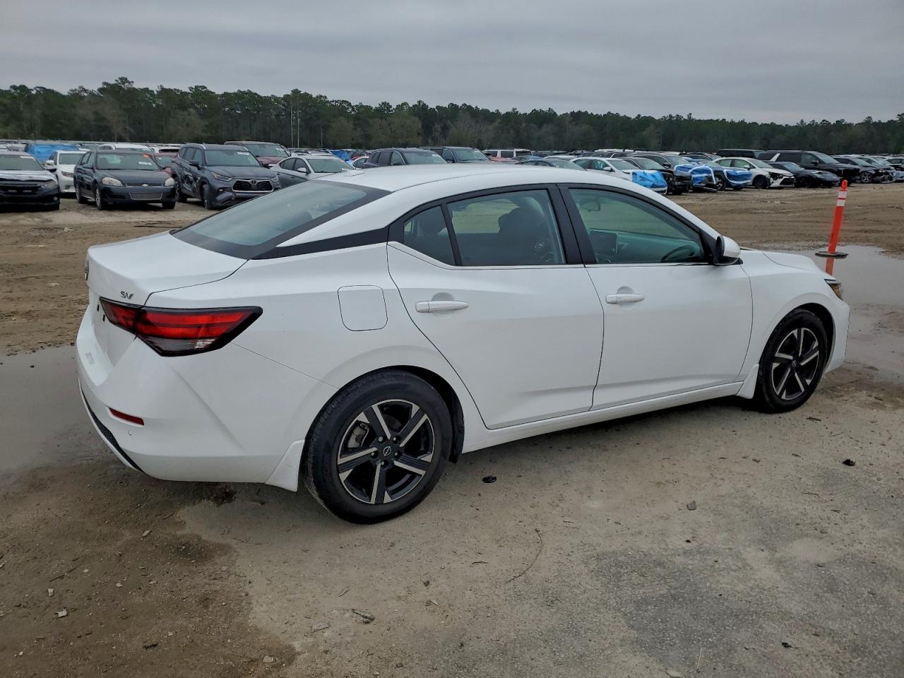 2024 NISSAN SENTRA SV photo 3