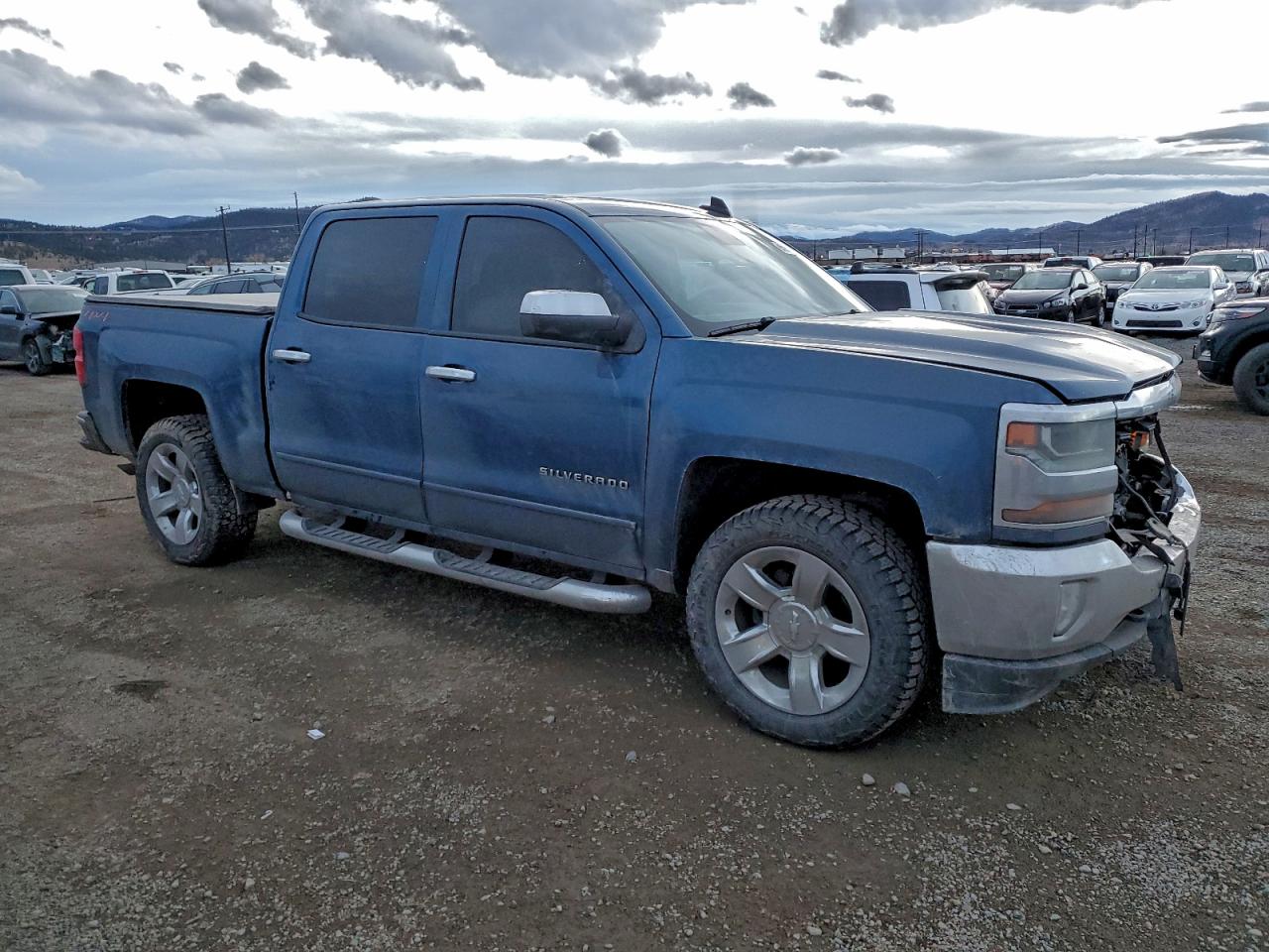 2018 CHEVROLET SILVERADO K1500 LT photo 4