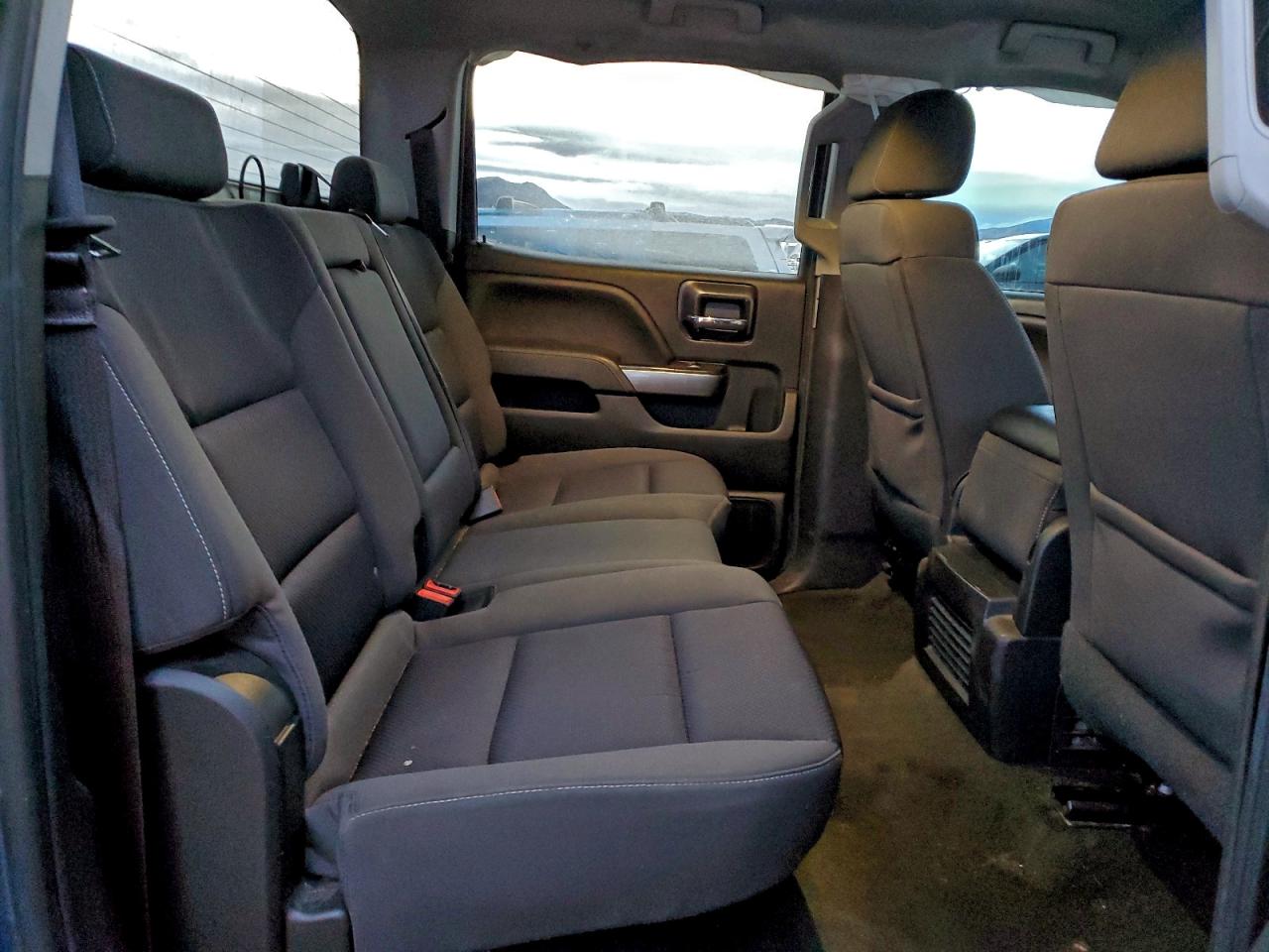 2018 CHEVROLET SILVERADO K1500 LT photo 10