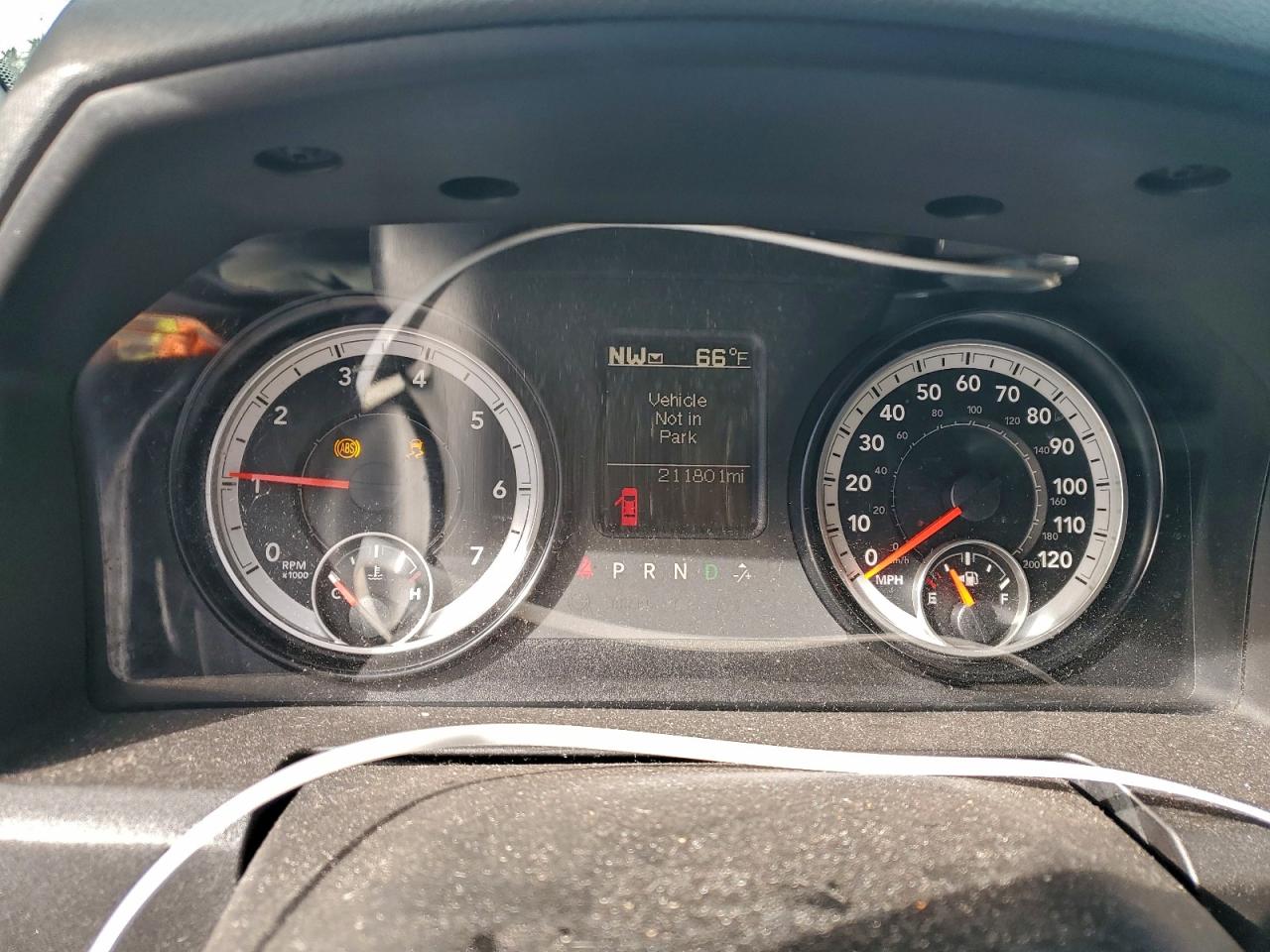 2015 RAM 1500 ST photo 25
