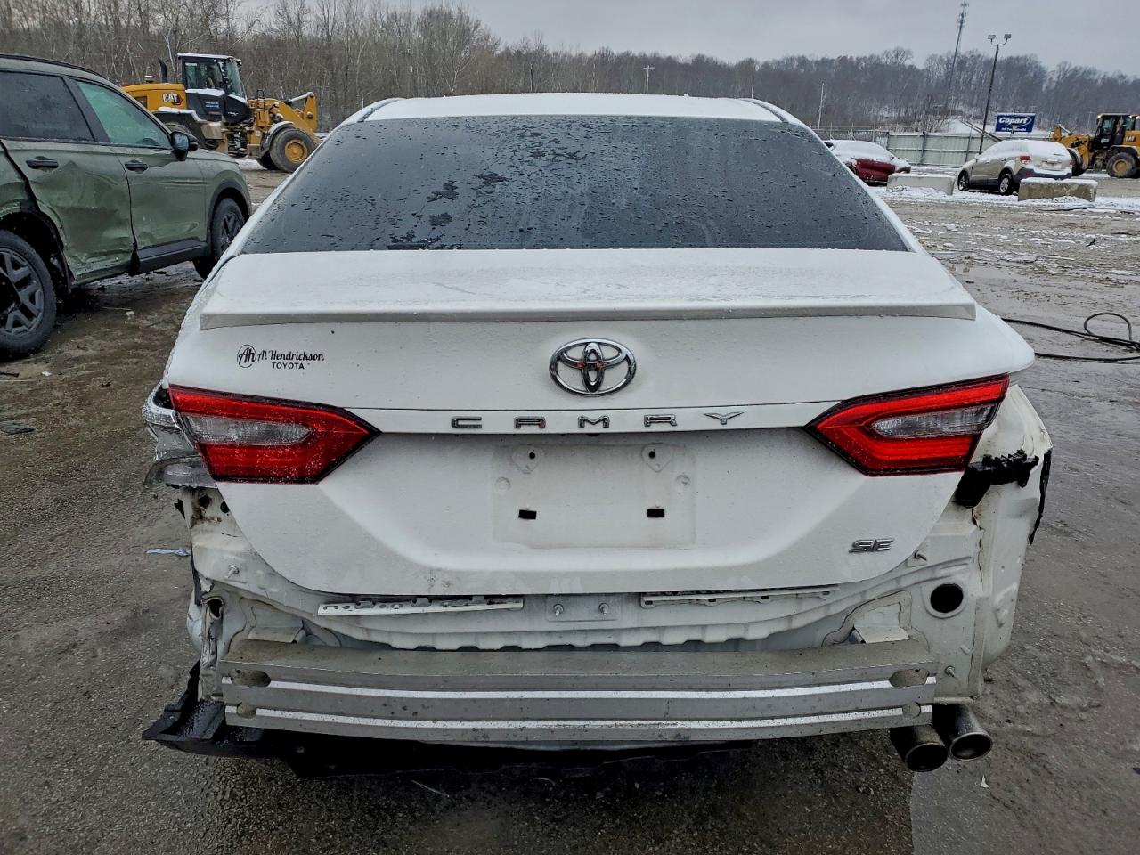 2018 TOYOTA CAMRY SE photo 16