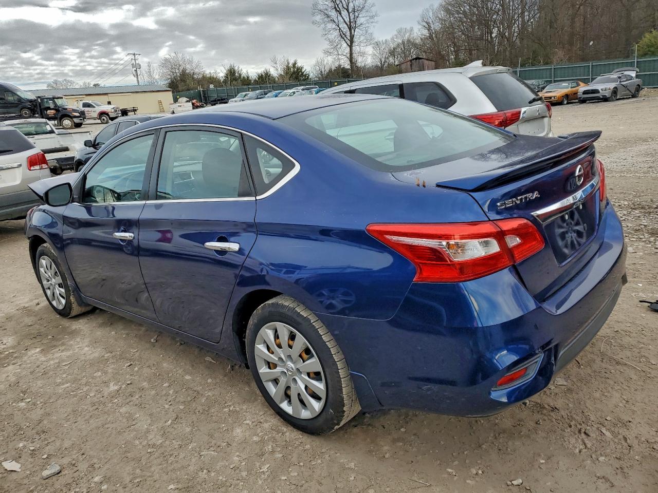 2016 NISSAN SENTRA S photo 2