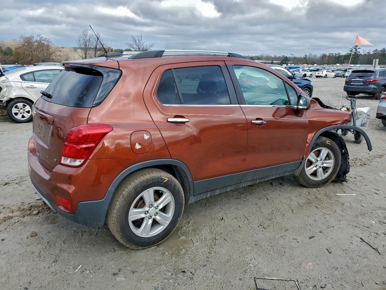 2019 CHEVROLET TRAX 1LT photo 7