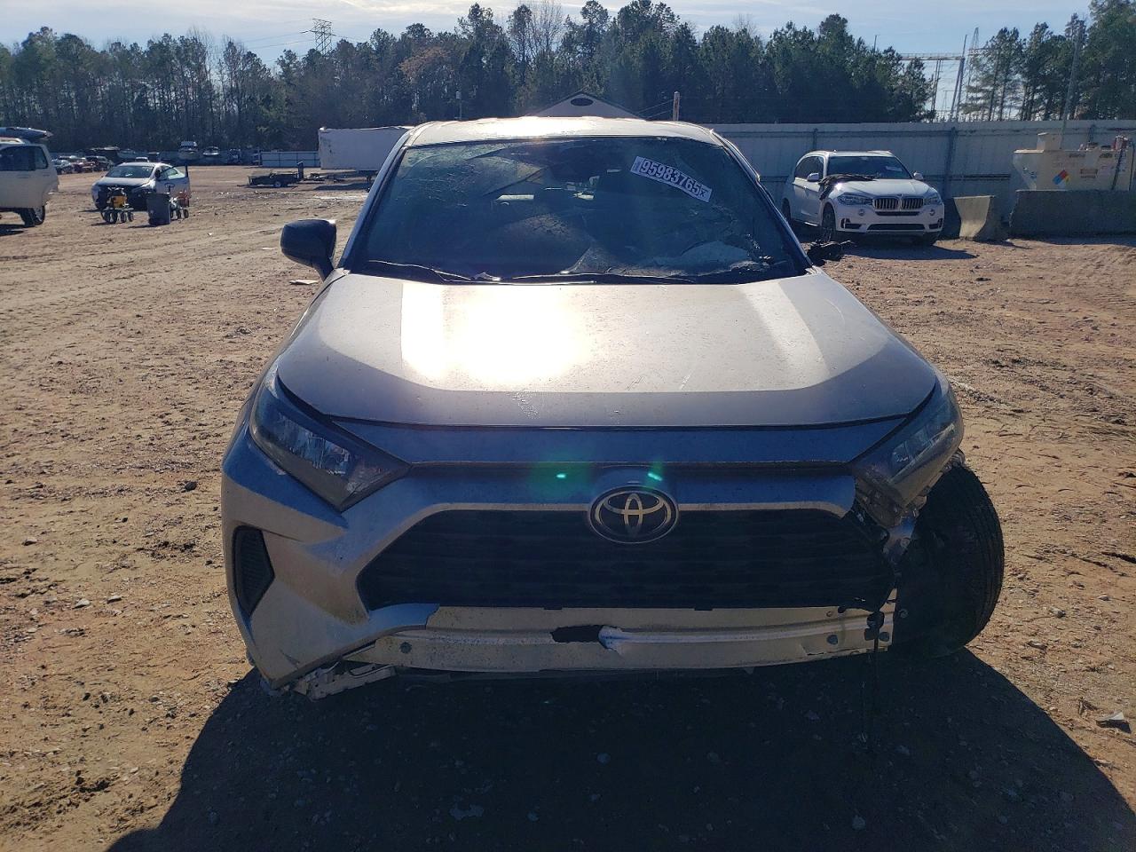2022 TOYOTA RAV4 LE photo 5