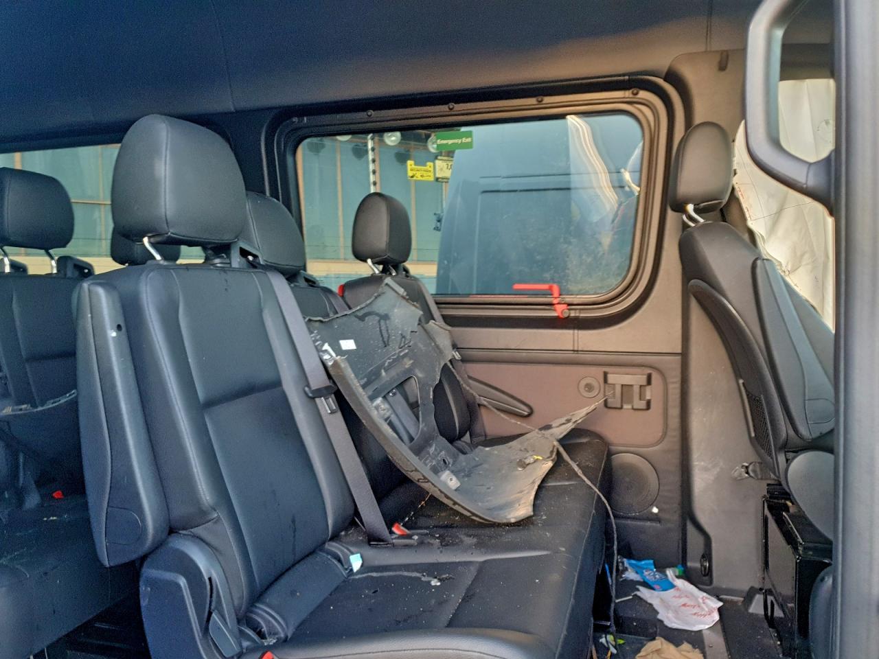 2024 MERCEDES-BENZ SPRINTER 2500 photo 10