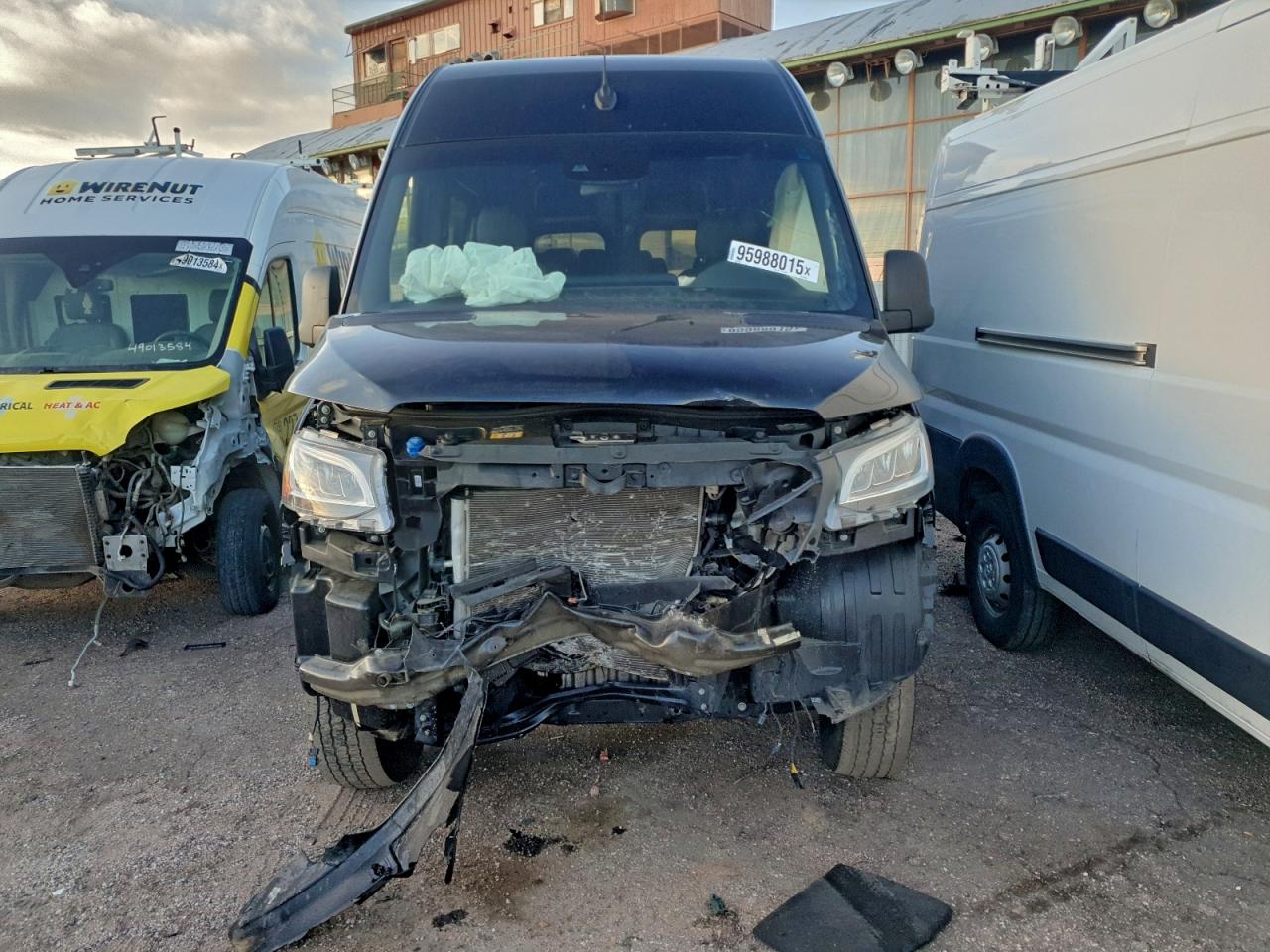 2024 MERCEDES-BENZ SPRINTER 2500 photo 5