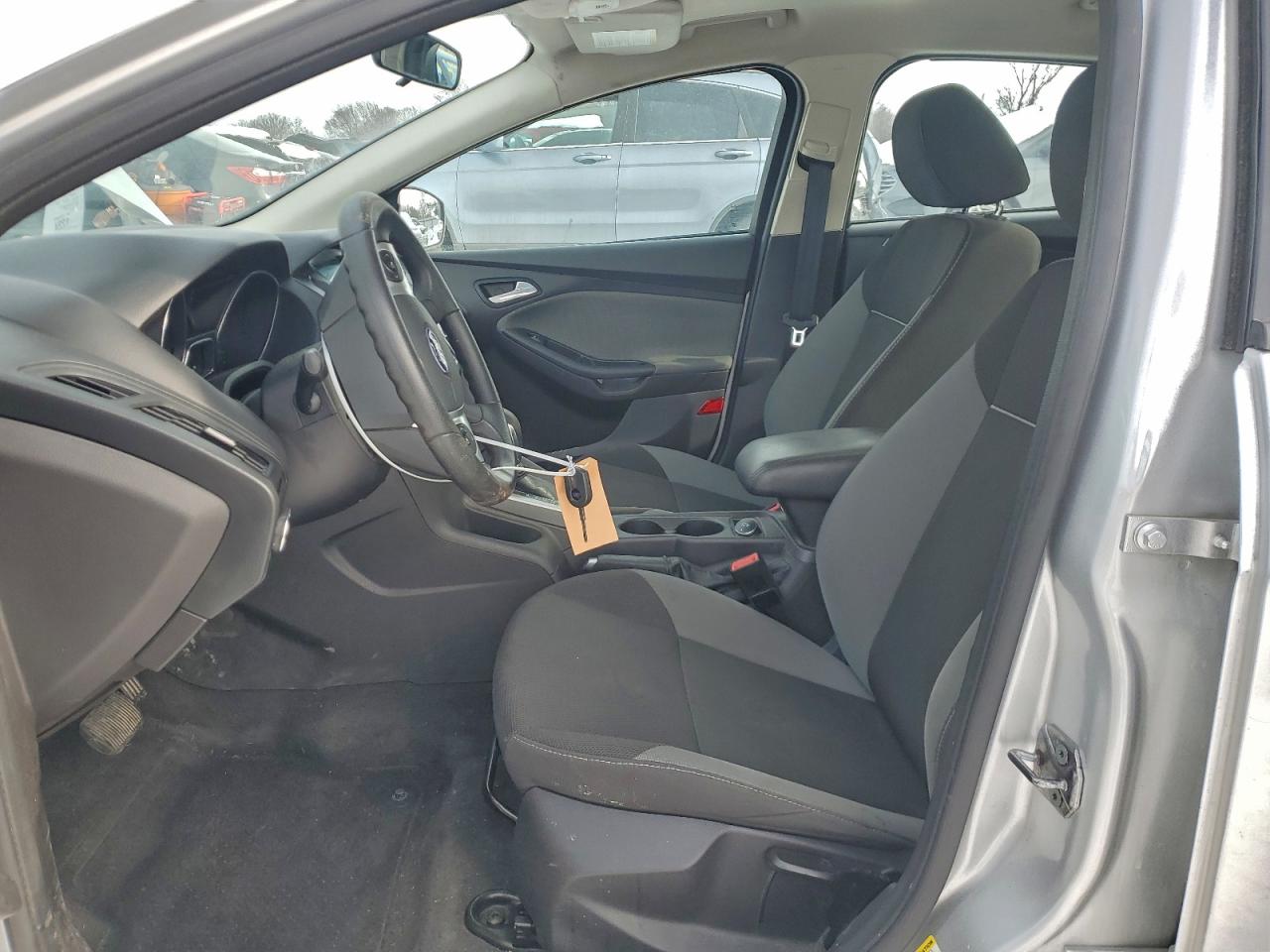 2013 FORD FOCUS photo 19