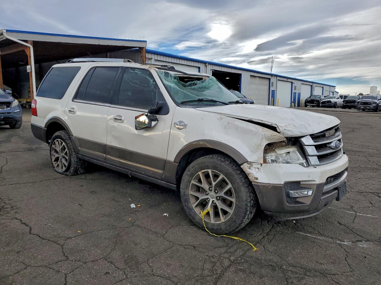 2015 FORD EXPEDITION XLT photo 4