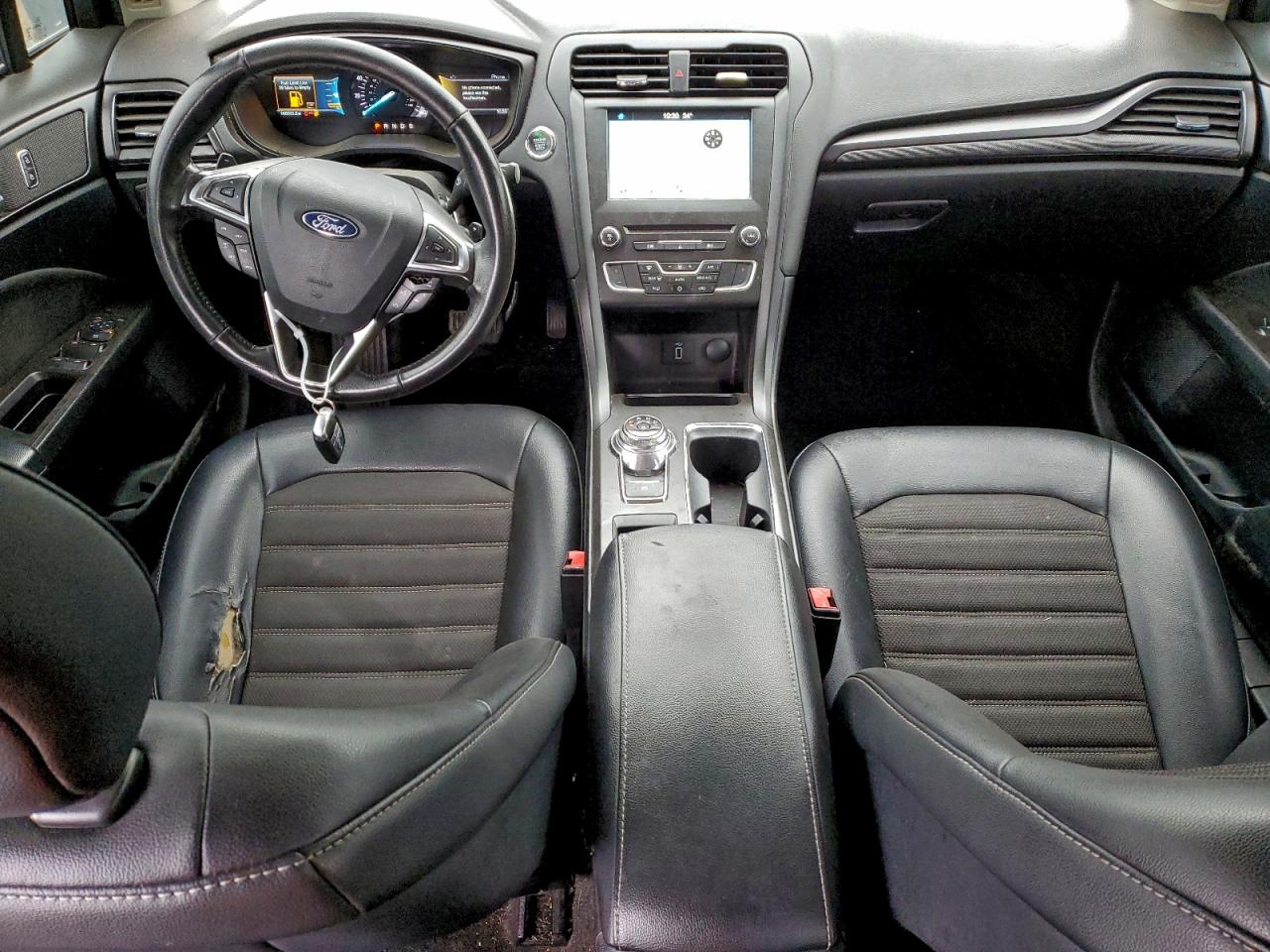 2018 FORD FUSION SE photo 15
