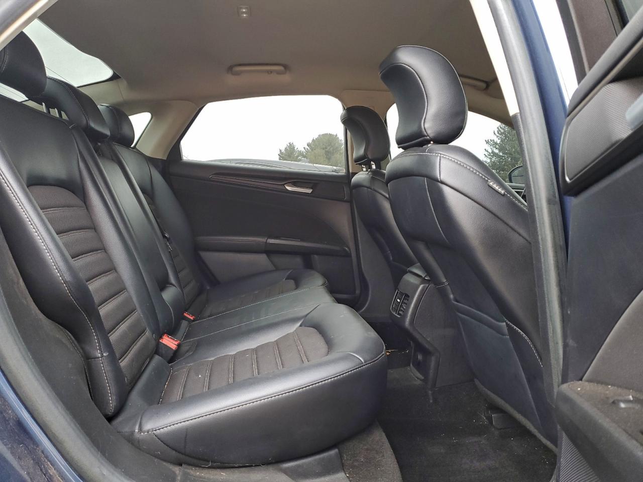 2018 FORD FUSION SE photo 19