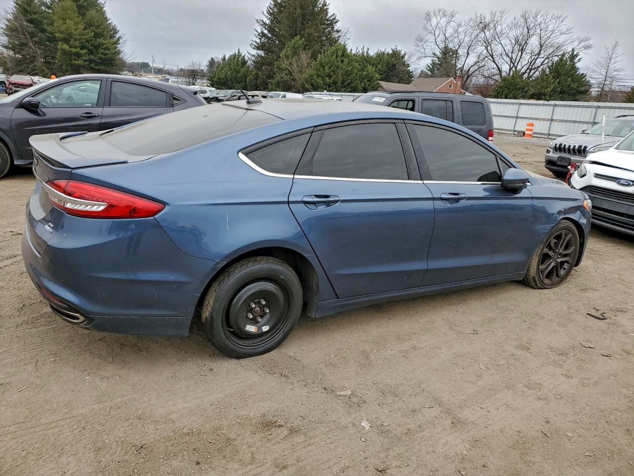 2018 FORD FUSION SE photo 5