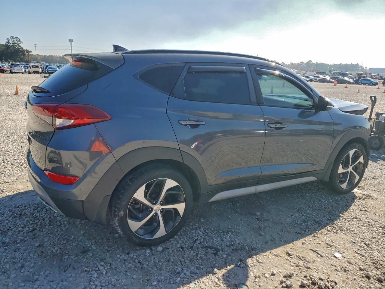 2018 HYUNDAI TUCSON VALUE photo 5